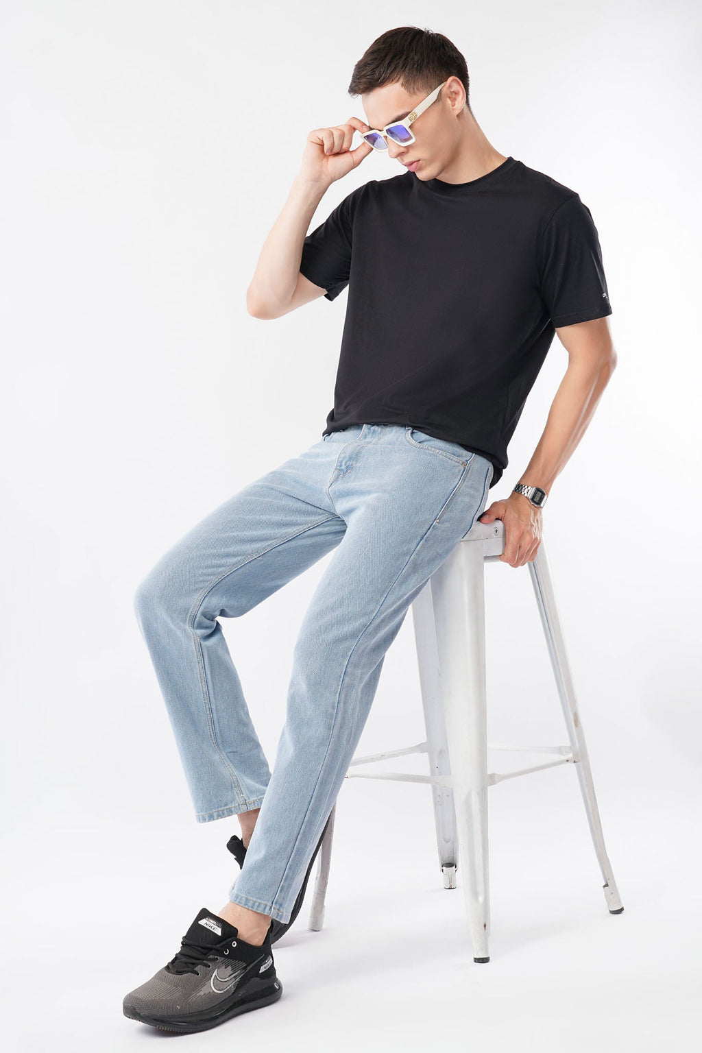 black tshirt offshade -6